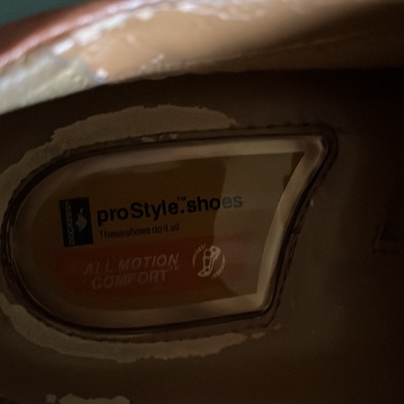 Dress shoes size 10M, Docker’s brand proStyle, brown in color - Picture 4 of 5